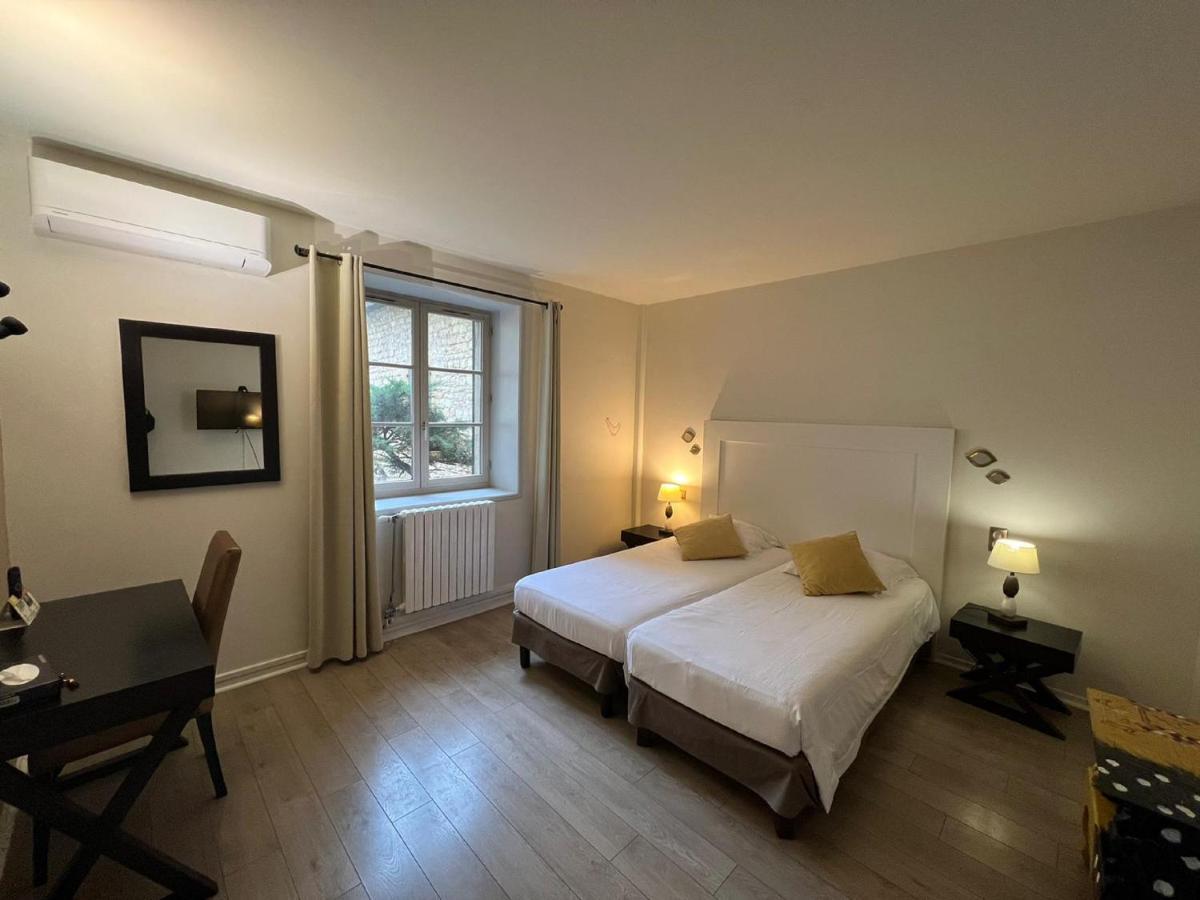 Logis Hotel-Restaurant Saint Romain Anse Eksteriør bilde
