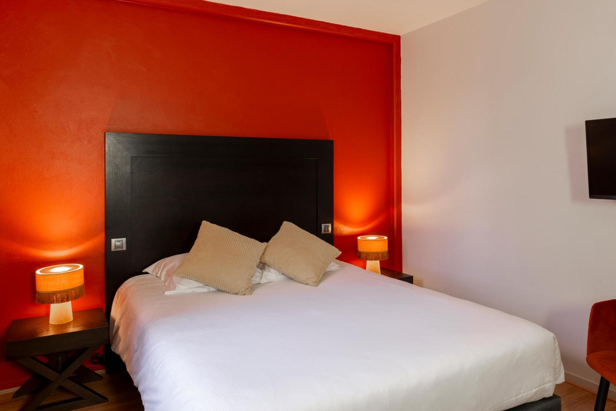 Logis Hotel-Restaurant Saint Romain Anse Rom bilde
